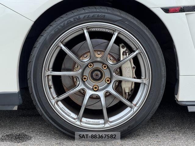 Subaru WRX S4 2016-03 8883076-8