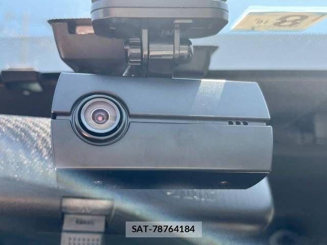 Subaru WRX STI 2017-07 921937-6