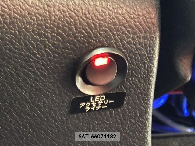 Subaru WRX STI 2016-03 1044597-19