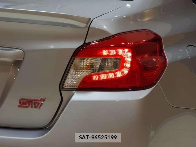 Subaru WRX STI 2018-10 1166058-15