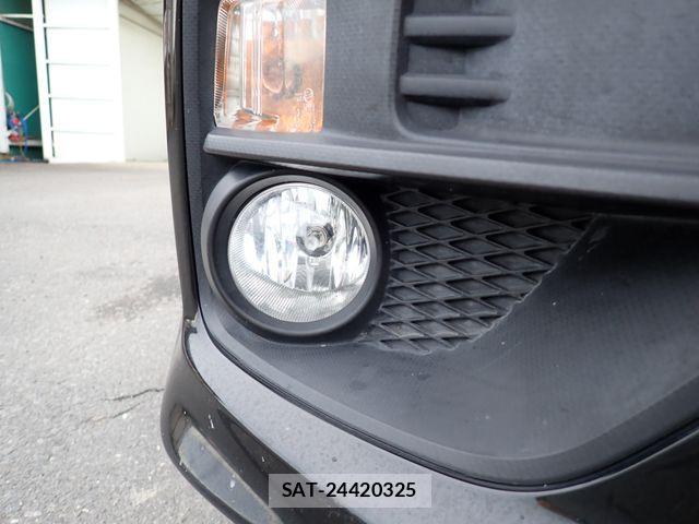 Subaru WRX STI 2015-04 1405732-10