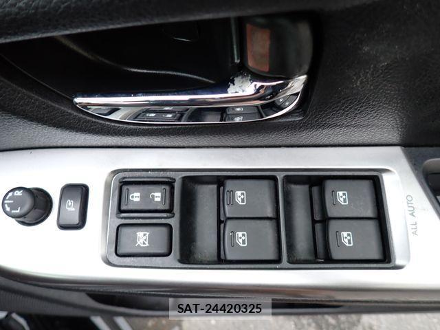 Subaru WRX STI 2015-04 1405732-18
