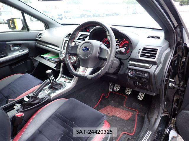 Subaru WRX STI 2015-04 1405732-1