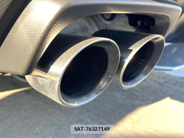 Subaru WRX STI 2016-02 1830423-4