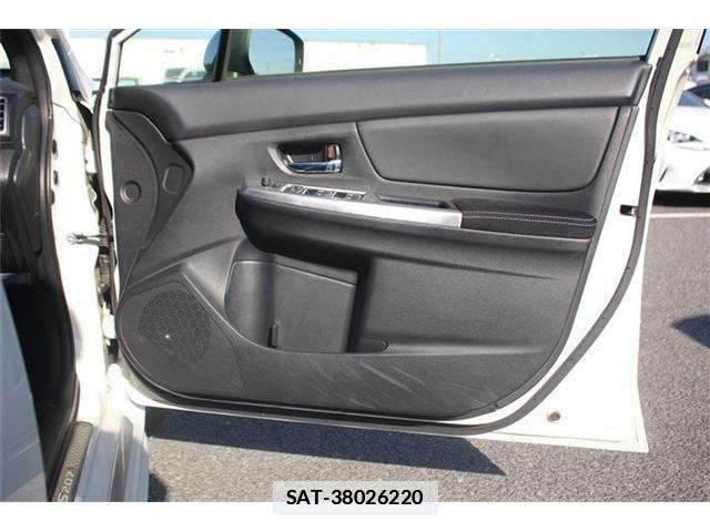 Subaru WRX STI 2016-02 2356047-17