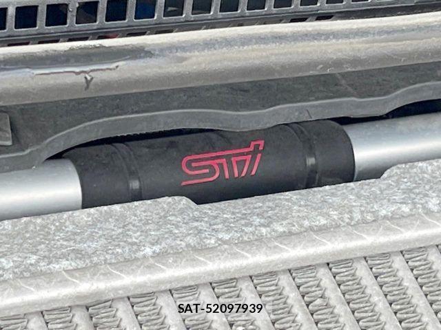 Subaru WRX STI 2015-02 2681574-2