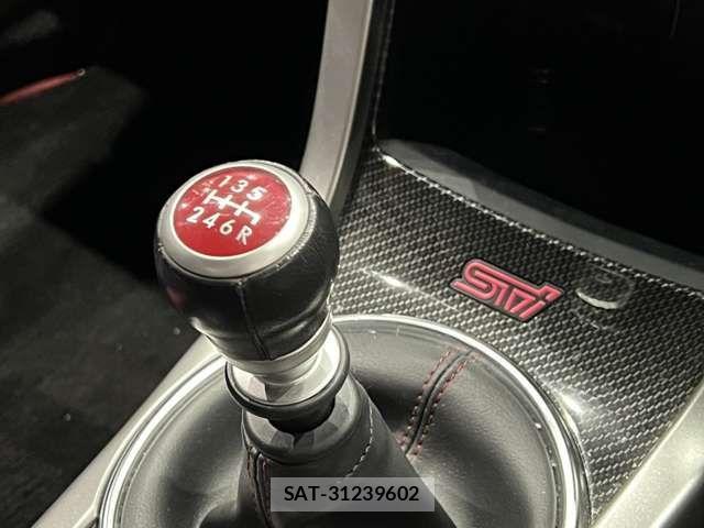 Subaru WRX STI 2015-01 2731482-8
