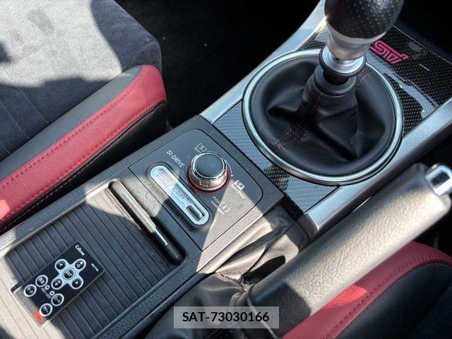 Subaru WRX STI 2017-03 4052237-15