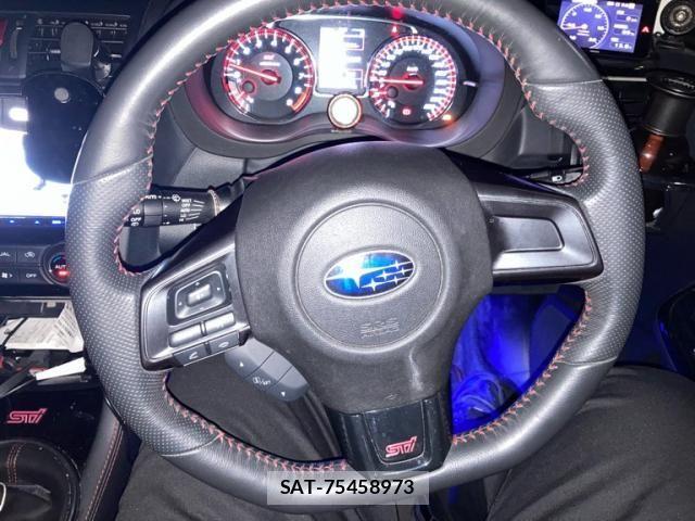 Subaru WRX STI 2018-01 4052244-14