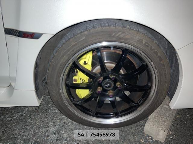 Subaru WRX STI 2018-01 4052244-6