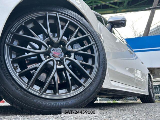 Subaru WRX STI 2015-09 5883373-14