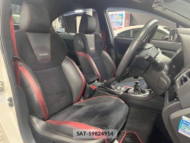 Subaru WRX STI 2019-06 5883372-9