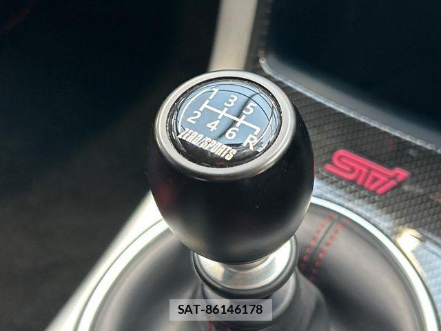Subaru WRX STI 2014-09 6642922-6