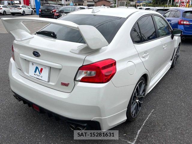 Subaru WRX STI 2019-10 6753980-16