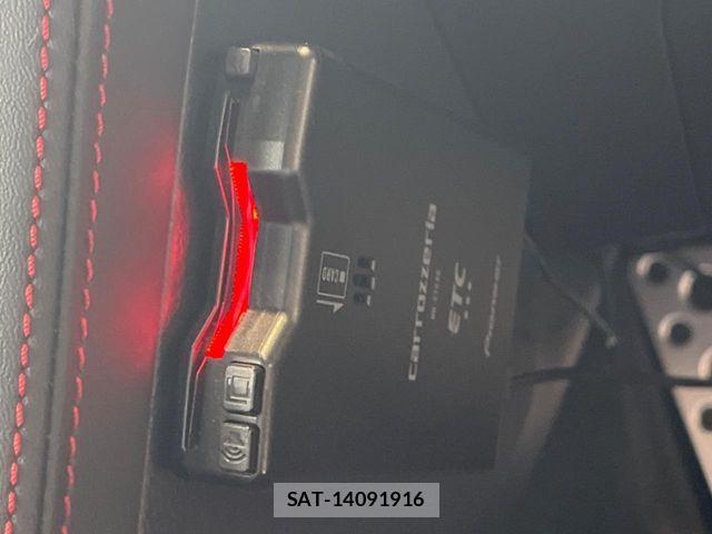 Subaru WRX STI 2019-05 7227511-7