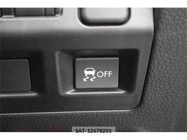 Subaru WRX STI 2018-06 7227510-23