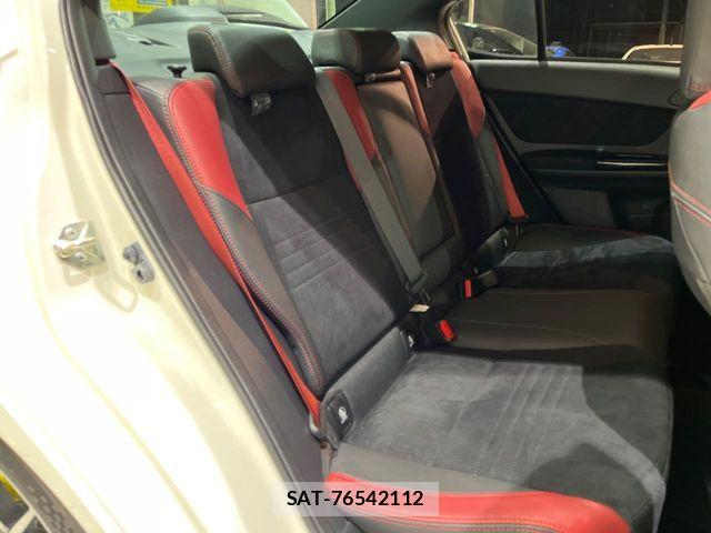 Subaru WRX STI 2019-01 7227508-12