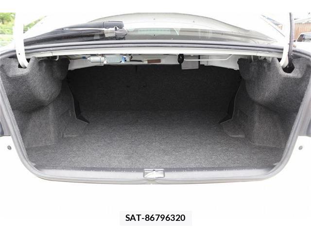 Subaru WRX STI 2018-01 7273315-16