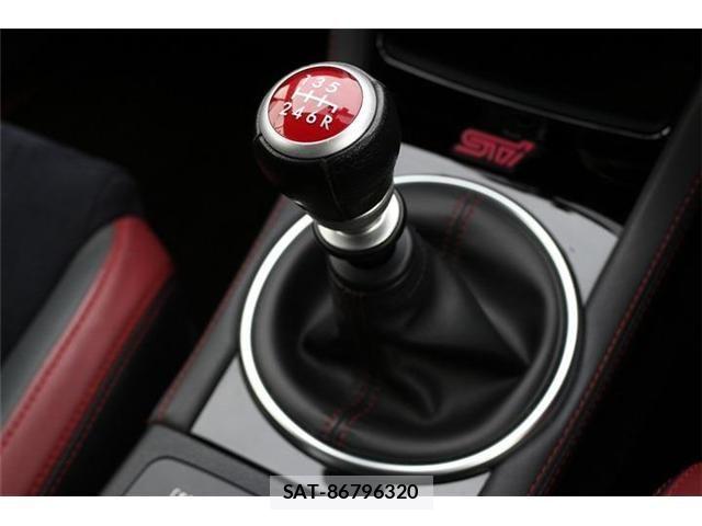 Subaru WRX STI 2018-01 7273315-5