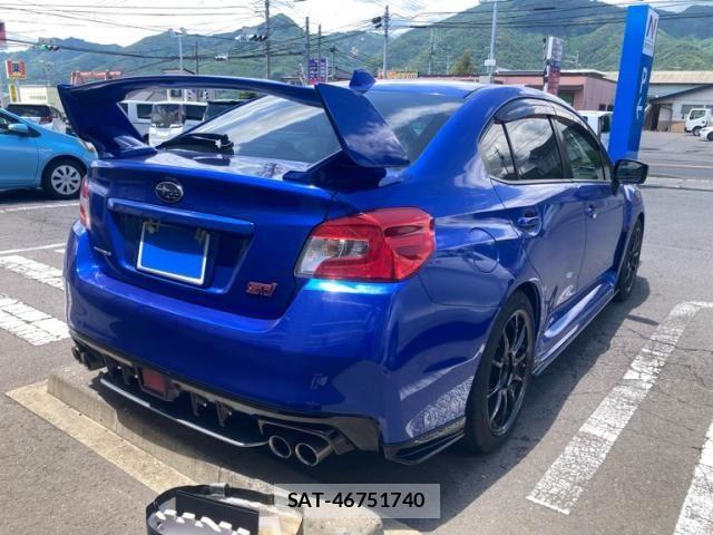 Subaru WRX STI 2017-10 7331395-5
