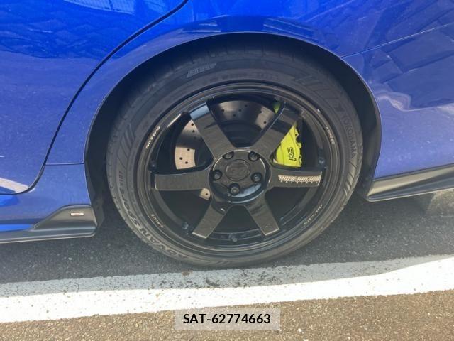 Subaru WRX STI 2019-01 7331394-8