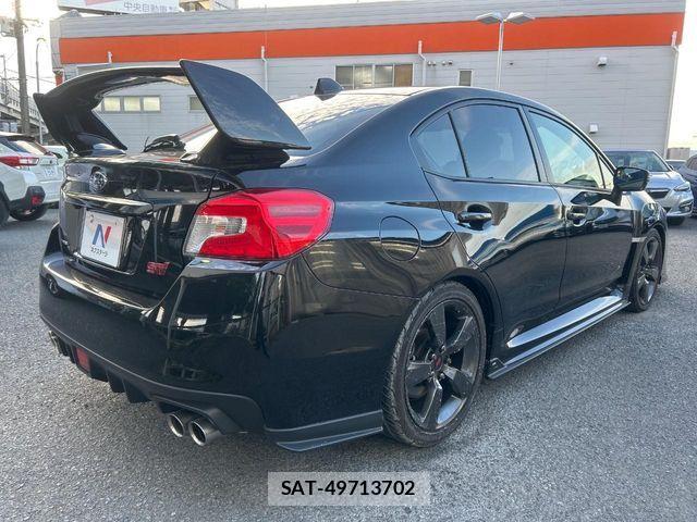Subaru WRX STI 2017-04 7360584-16