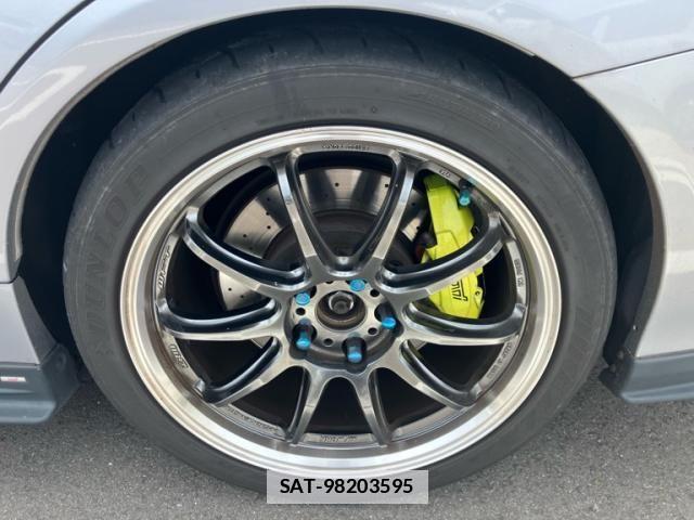 Subaru WRX STI 2019-11 7503958-11