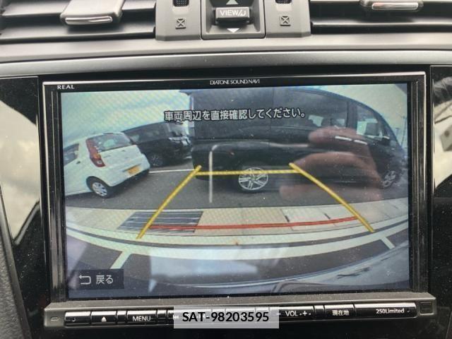 Subaru WRX STI 2019-11 7503958-25