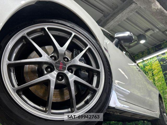 Subaru WRX STI 2016-01 7621510-9