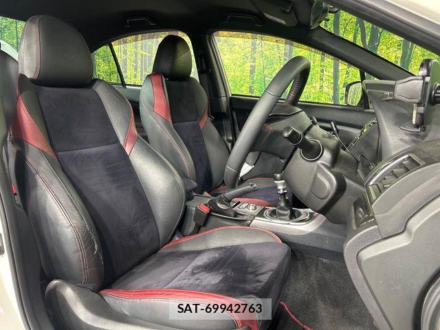 Subaru WRX STI 2016-01 7621510-11