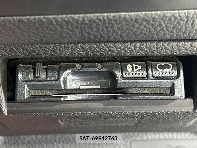 Subaru WRX STI 2016-01 7621510-8
