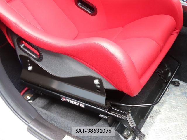 Subaru WRX STI 2014-11 7621512-17