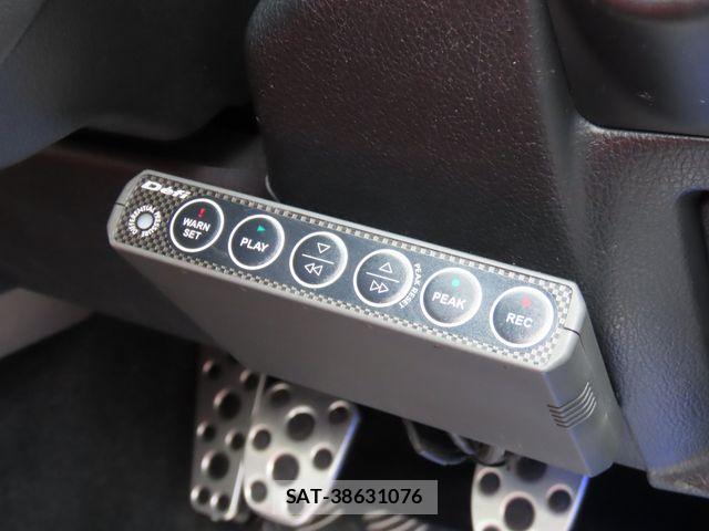 Subaru WRX STI 2014-11 7621512-22