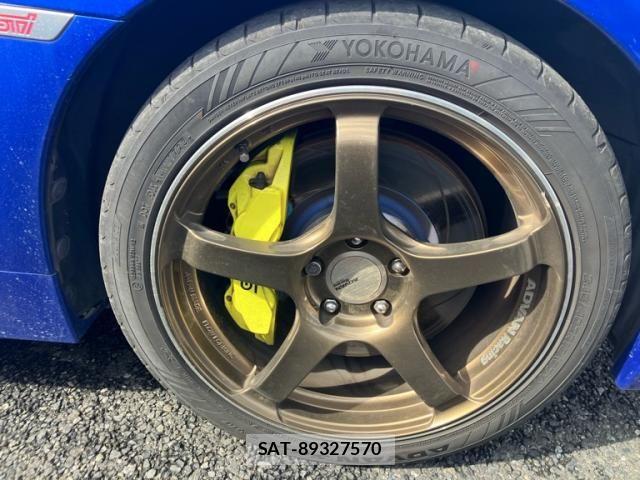 Subaru WRX STI 2019-12 7621509-9