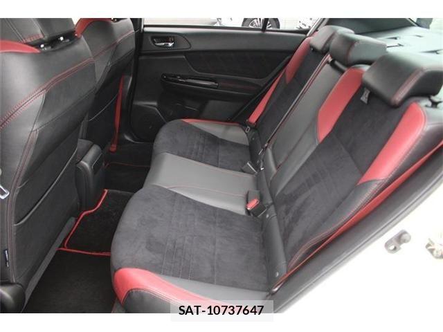 Subaru WRX STI 2017-10 7730968-18
