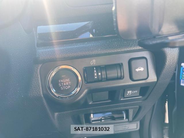 Subaru WRX STI 2018-12 7730977-11