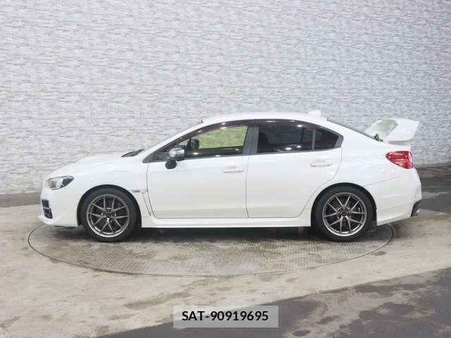 Subaru WRX STI 2015-11 7880668-13
