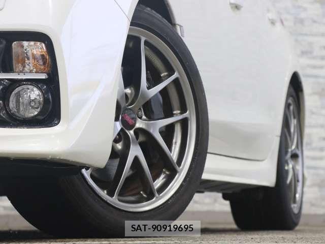 Subaru WRX STI 2015-11 7880668-8