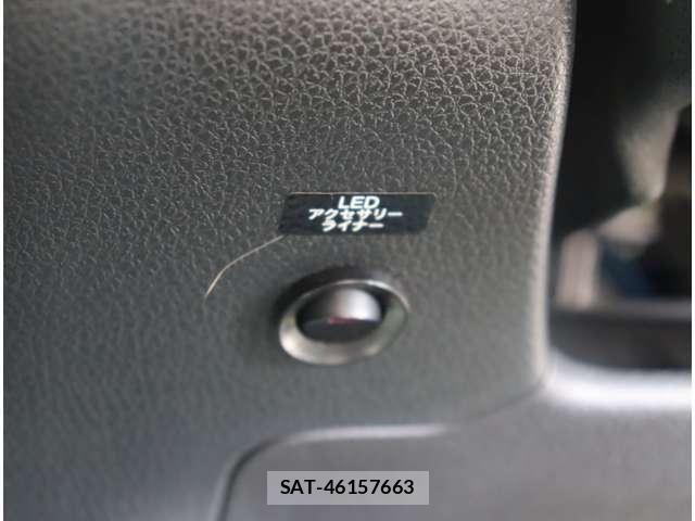 Subaru WRX STI 2018-01 8039349-25