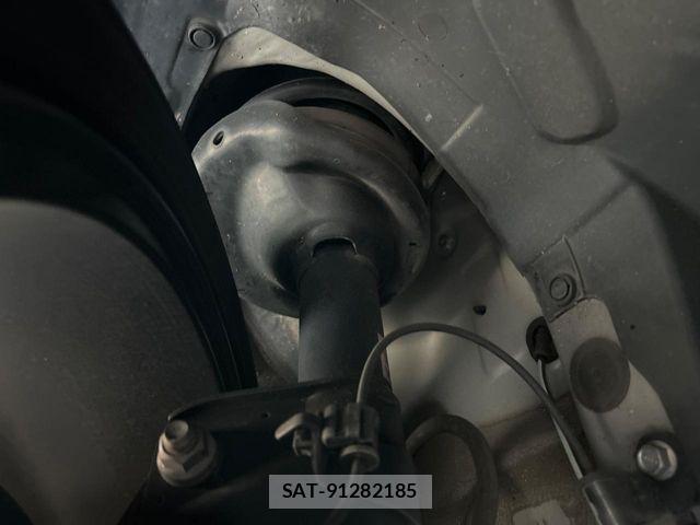 Subaru WRX STI 2019-04 8039350-19