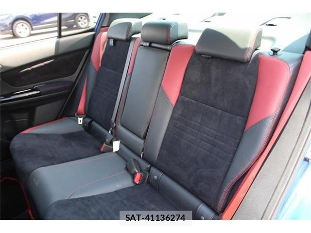 Subaru WRX STI 2017-12 8076228-12