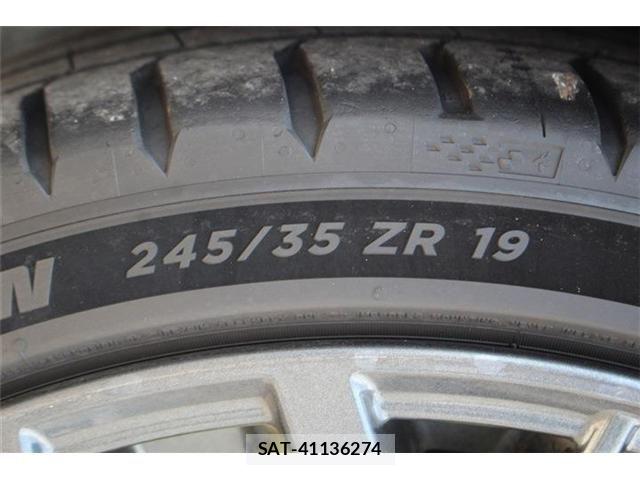 Subaru WRX STI 2017-12 8076228-23