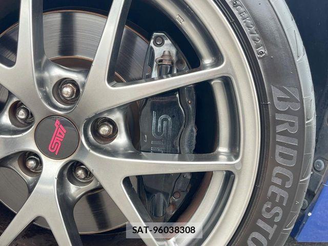 Subaru WRX STI 2015-02 8102877-14