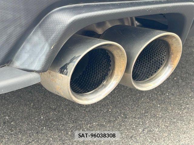 Subaru WRX STI 2015-02 8102877-3