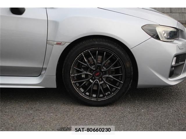 Subaru WRX STI 2016-11 8102878-9