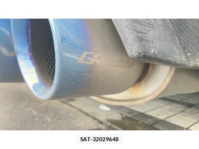 Subaru WRX STI 2019-12 8102876-22