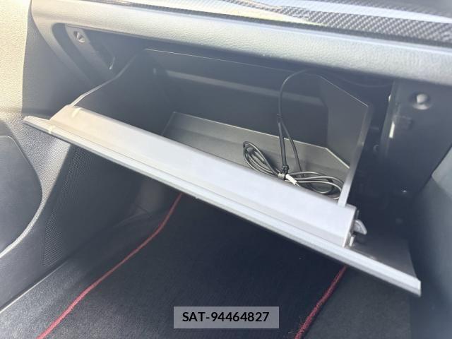 Subaru WRX STI 2015-09 8247233-14
