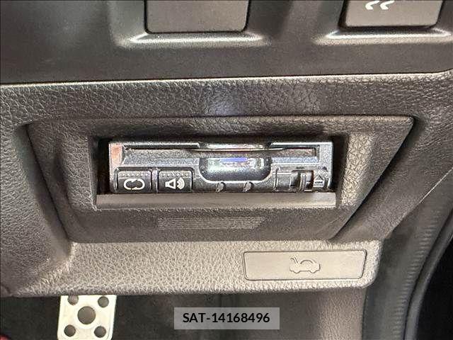 Subaru WRX STI 2015-01 8247234-13