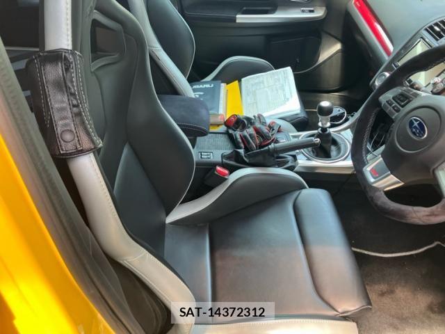 Subaru WRX STI 2016-01 8318246-14