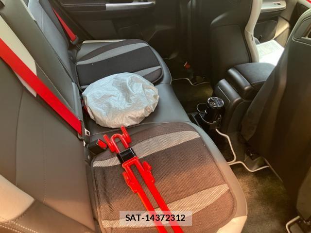 Subaru WRX STI 2016-01 8318246-16
